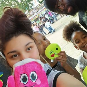 Meet your Posher, Lisa